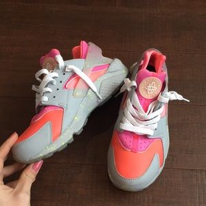 Neon Custom Nike Huaraches
